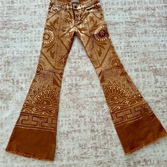 Free People BOHO Festival Batik Flare Leg Pants -Geometric Native Tribal Design - Picture 1 of 9